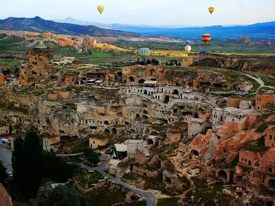 Cappadocias-turkey-hotairballoon-imad travel part of Turkey package