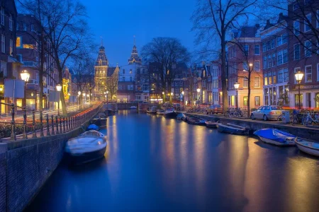 Canals-Night-Amsterdam