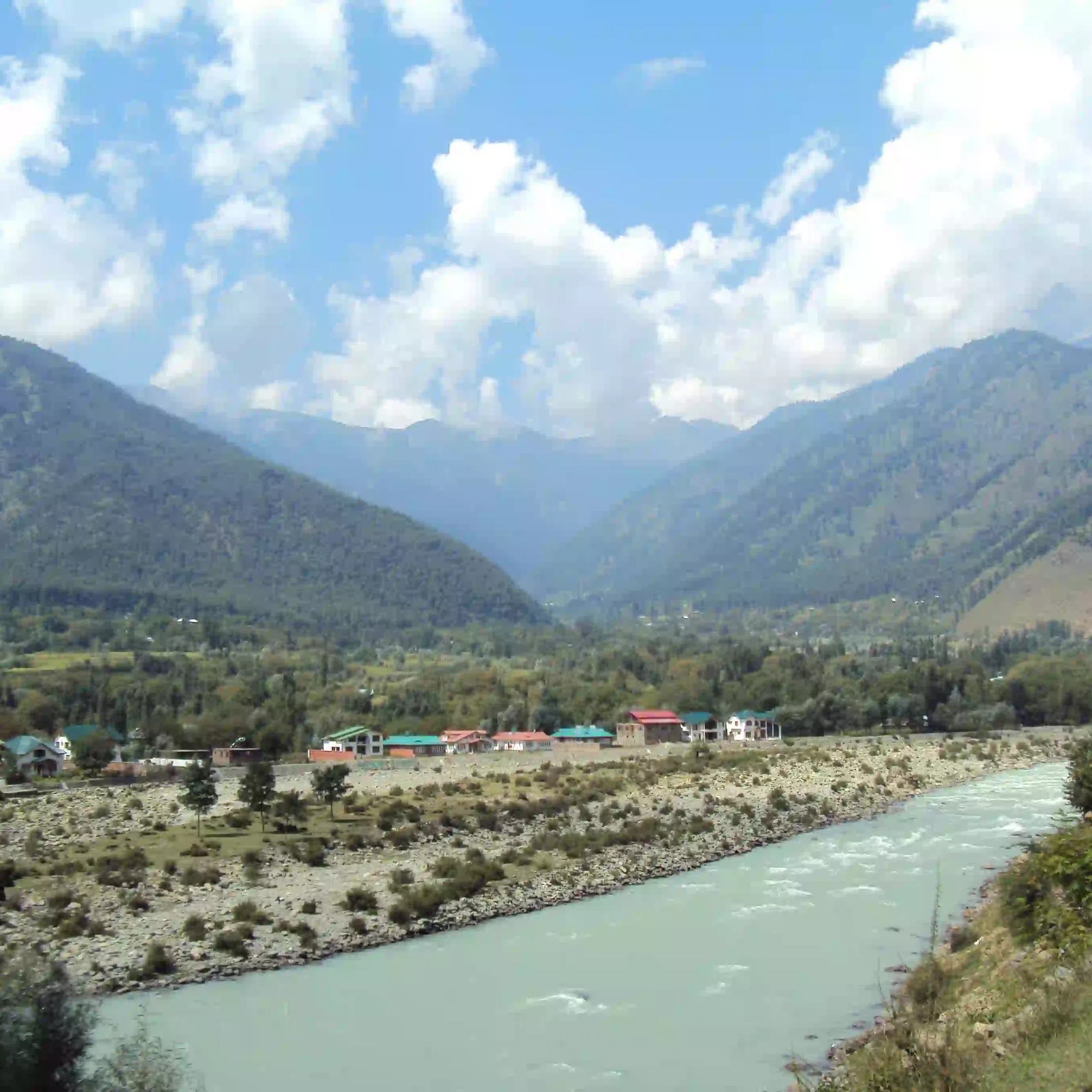  Day 5 - (Day Excursion): Srinagar – Pahalgam – Srinagar