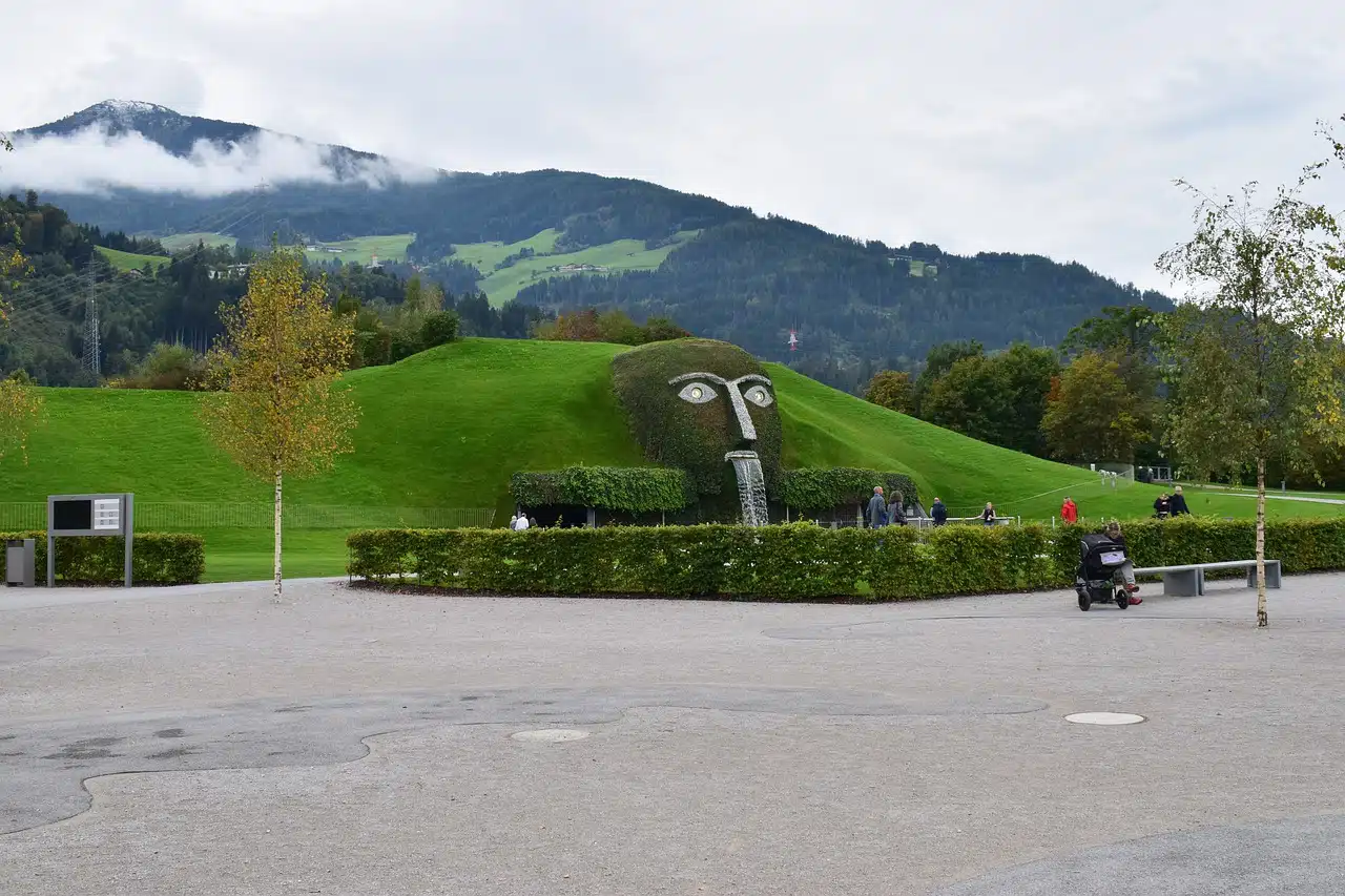 Day 8 - Innsbruck – Swarovski Crystal World