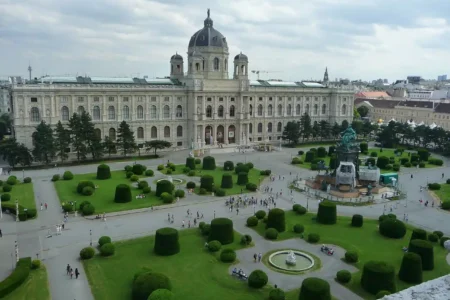 vienna-city-tour-austria in 7 Days Vienna, Budapest & Prague Package with Bratislava