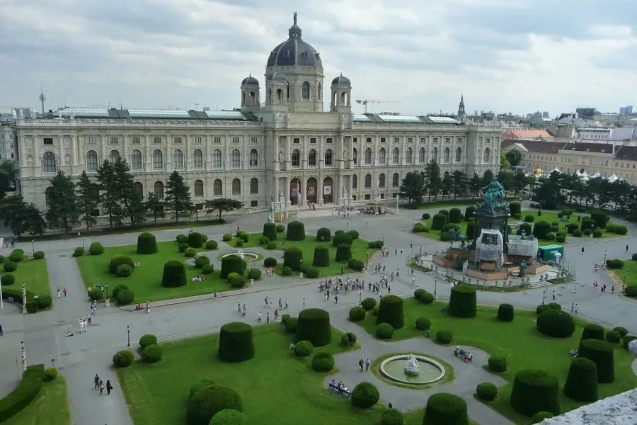 vienna-city-tour-austria in 7 Days Vienna, Budapest & Prague Package with Bratislava
