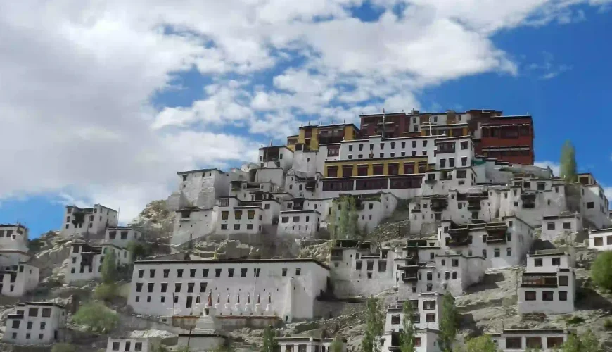 Thiksey_Monastery_Close_view