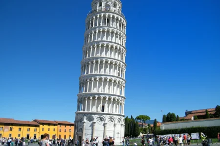 Pisa-Leaning-Tower-Unintended-Tilt-pisan-Tower part of 15 Days Europe tour package from India