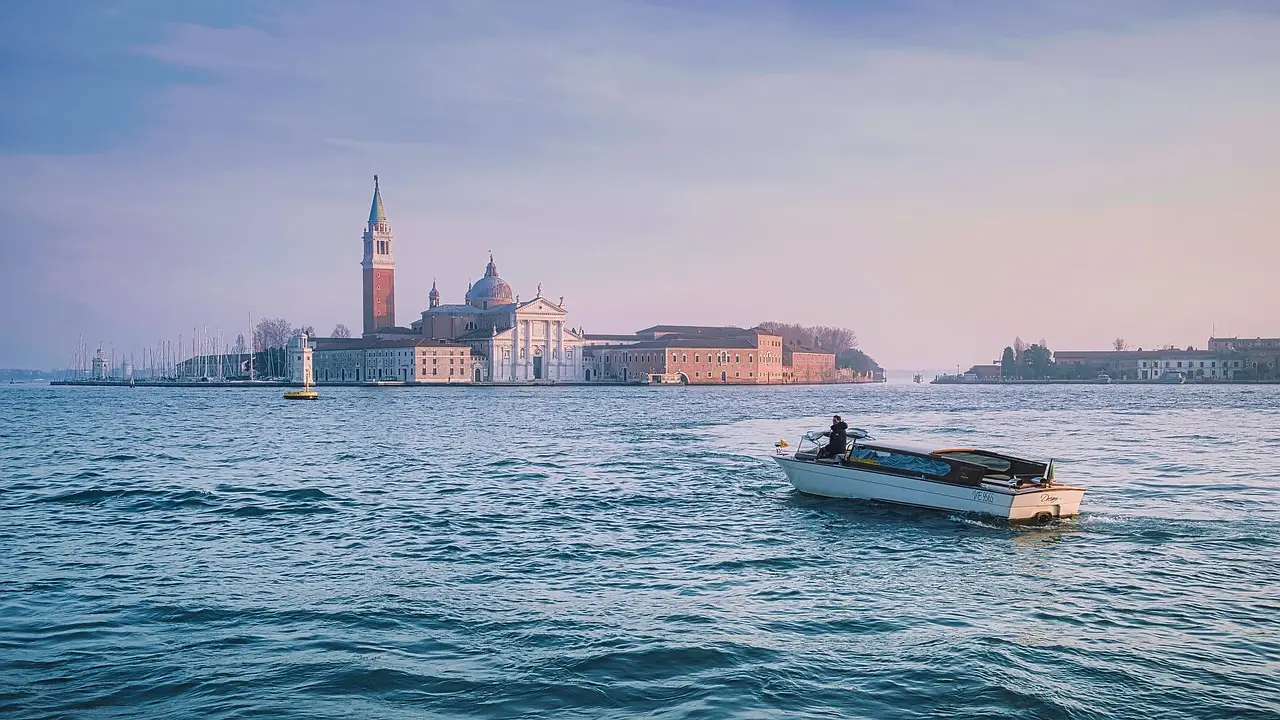 Venice-Island-italy-water-lagoon