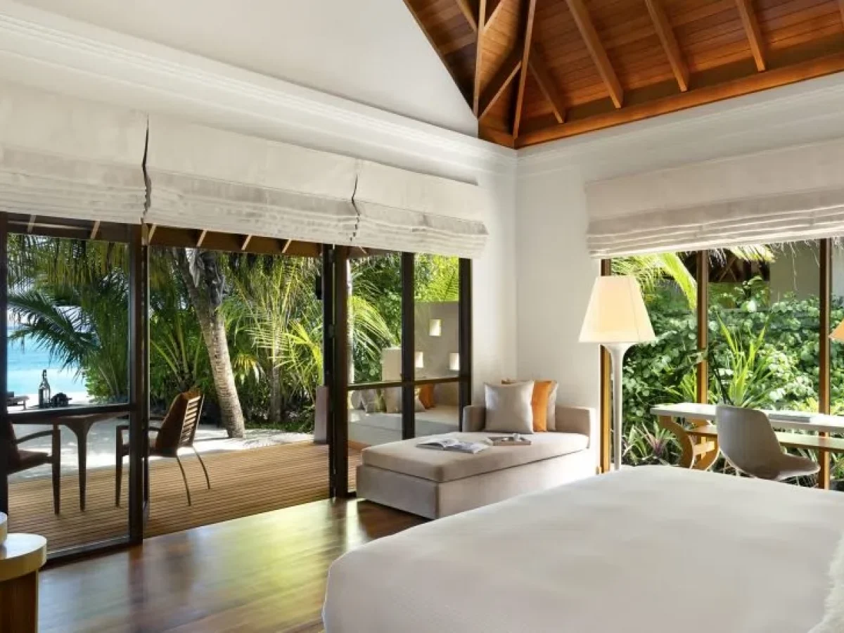 Huvafen-Fushi-Beach-Bungalow-with-Pool-Bedroom-View
