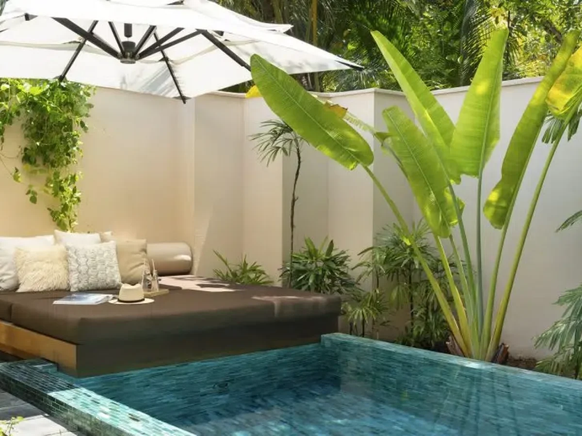 Huvafen-Fushi-Beach-Bungalow-with-Pool-Plunge-Pool