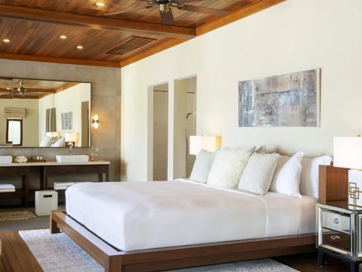 Huvafen-Fushi-Cube-First-Floor-Master-Bedroom-scaled