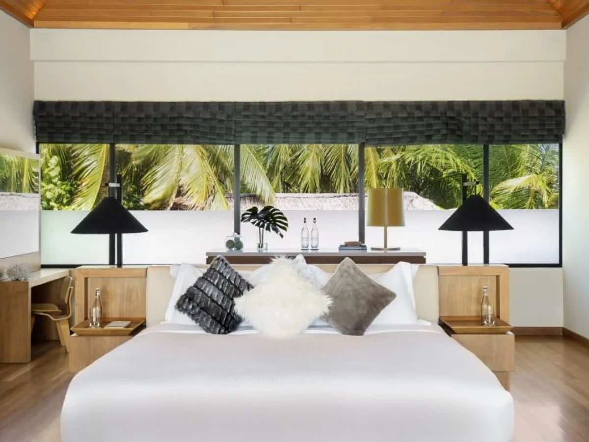 Huvafen-Fushi-Two-Bedroom-Beach-Pavilion-Exterior-Pool-scaled 2