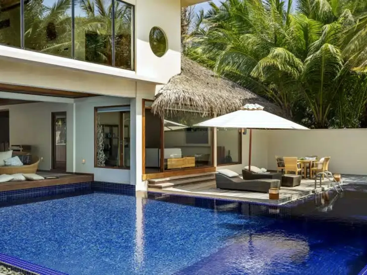 Huvafen-Fushi-Two-Bedroom-Beach-Pavilion-Exterior-Pool-scaled 4