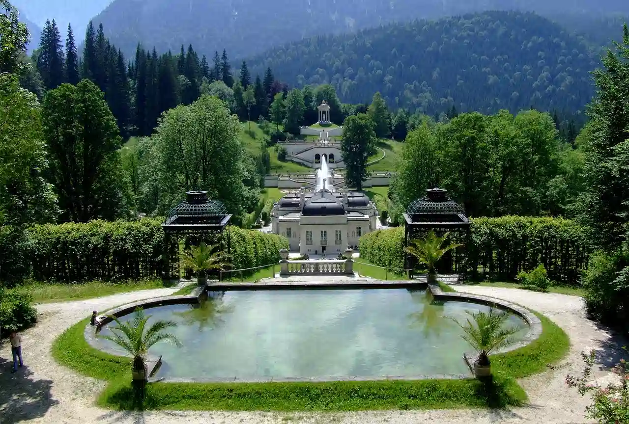 Day 2 - Munich–Linderhof Castle–Innsbruck Area, Austria