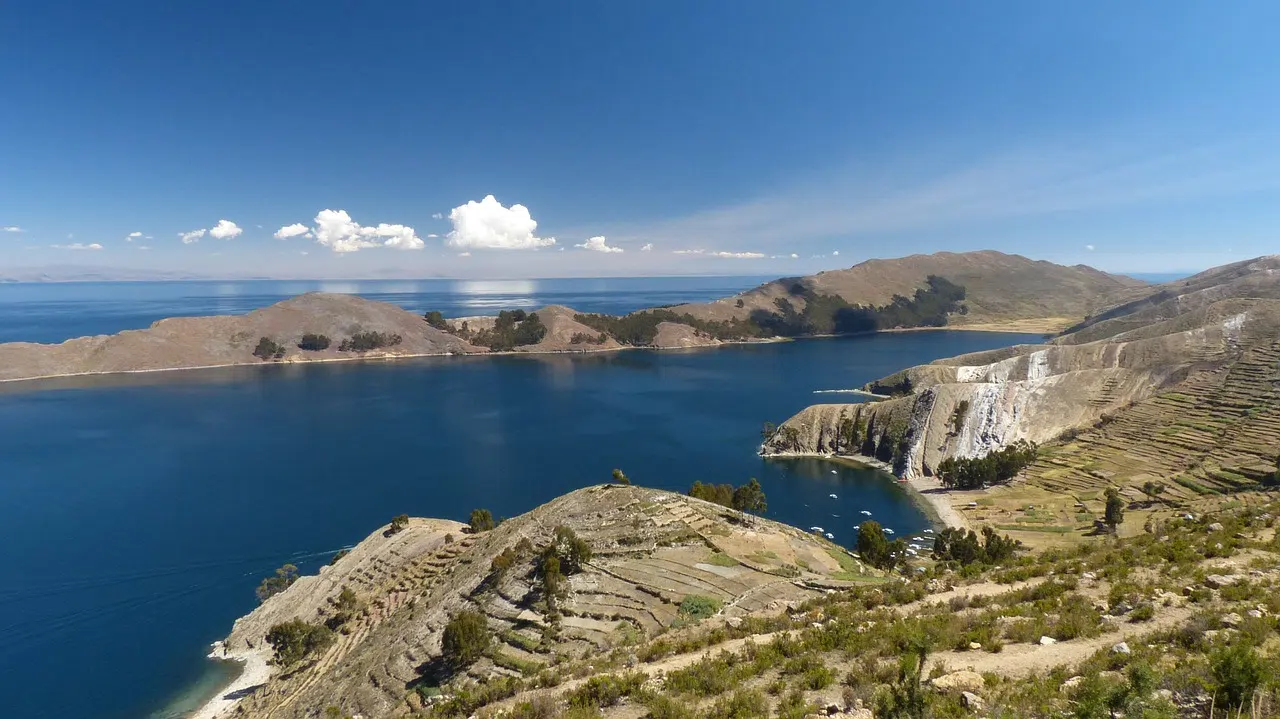 Day 9 - Puno. Excursion To Lake Titicaca