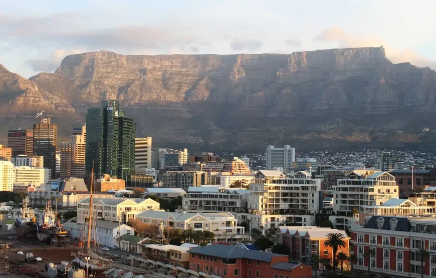 Best 7 Days South Africa Holiday Package – Explore Cape Town – Sun City – Johannesburg