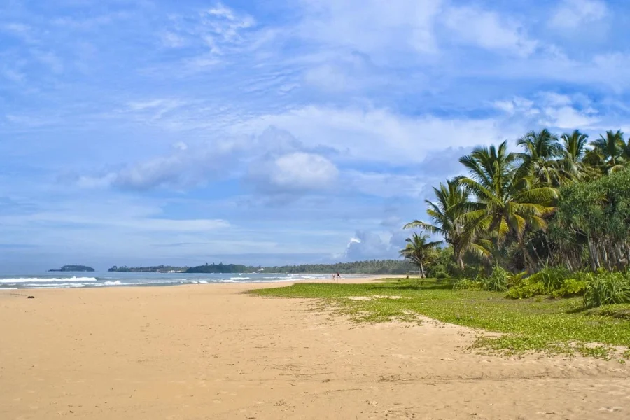 Visit Bentota Beach in Sri Lanka holiday package