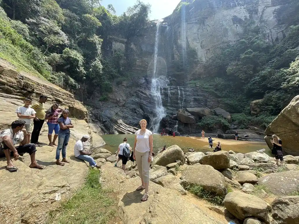 Day 3: Kandy - Nuwara Eliya - Ramboda Waterfall - Hanuman Temple