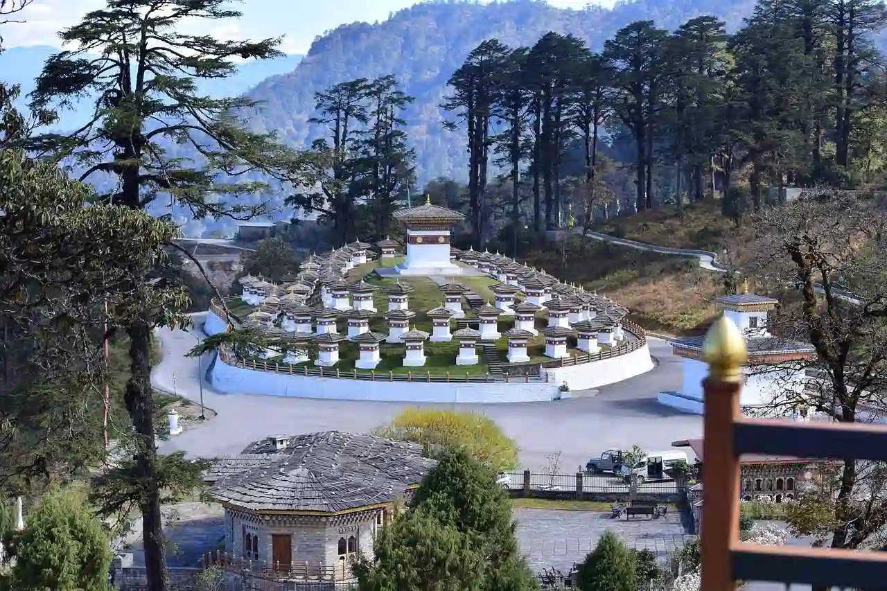 Visit to Dochula pass, Monument, Stupa Punakha from IMAD Travel