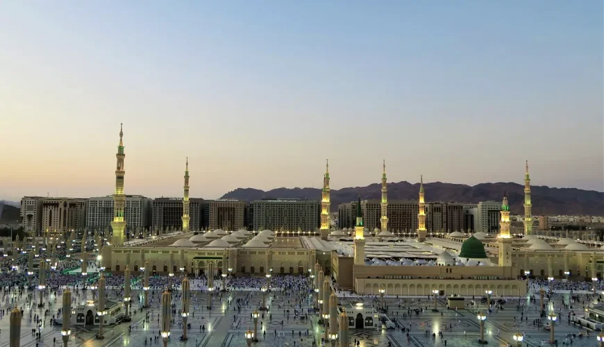 Visit Masjid al-Haram - Shortened Taraweeh Prayers in Ramadan