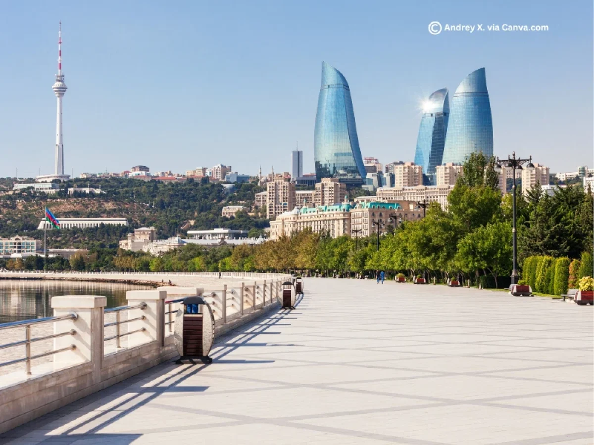 Baku Boulevard, Caspian Sea by IMAD Travel