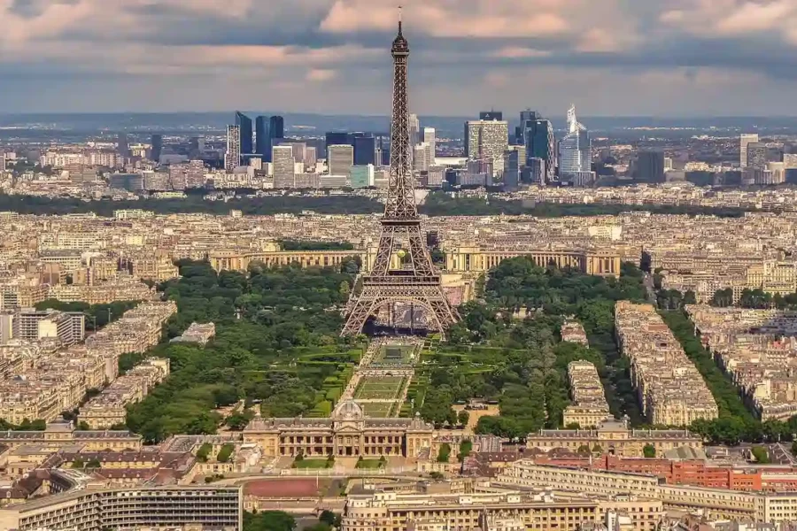 Eiffel tower, Paris from IMAD Travel