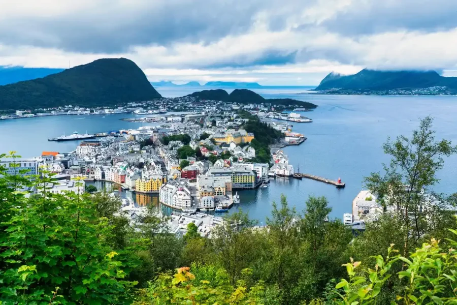 9 Days Geiranger & Norway in a Nutshell with IMAD Travel-Breathtaking aerial view of Ålesund, Norway
